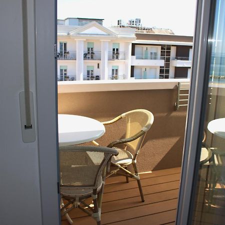 Hotel Atlas Gabicce Mare Exterior photo