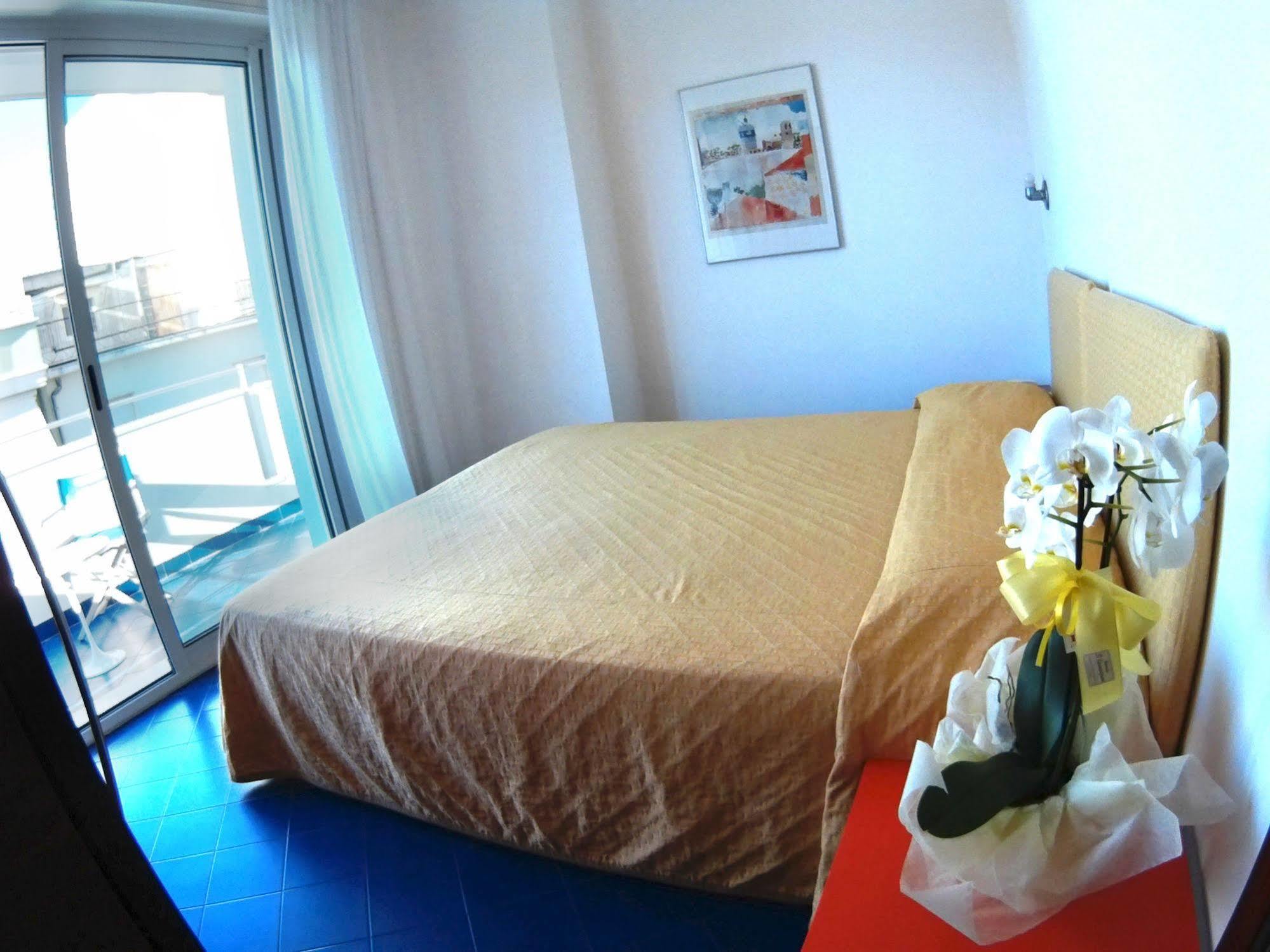 Hotel Atlas Gabicce Mare Exterior photo